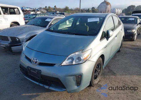 2013 Toyota Prius Two z USA, uszkodzony, nr VIN JTDKN3DU3D1732616